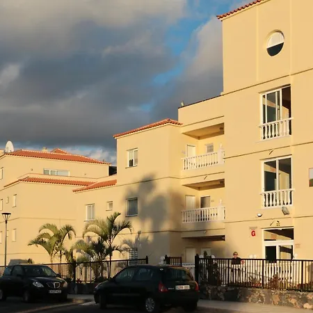 Golf View - Stunning Ocean View Golf Del Sur Daire *