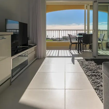 Golf View - Stunning Ocean View Golf Del Sur Daire San Miguel de Abona